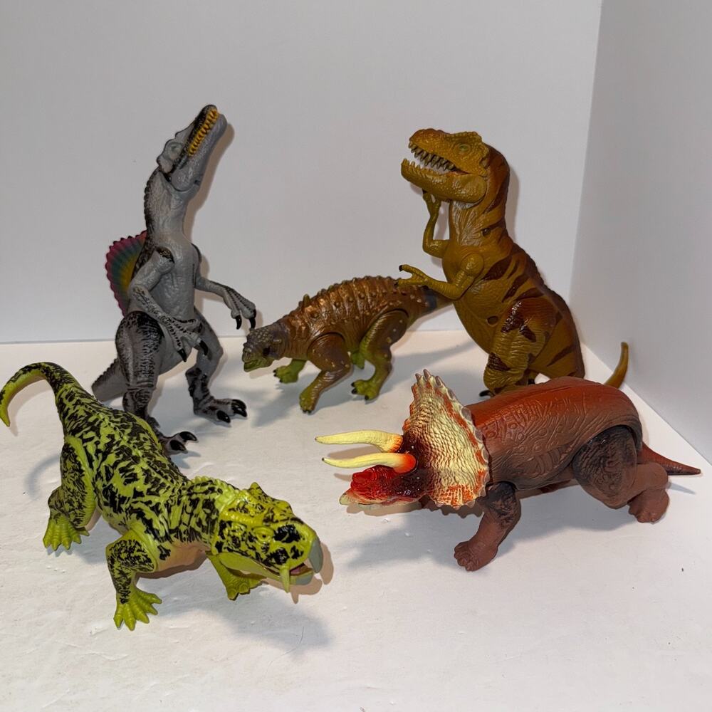 Lot Of 5 Members Mark Posable Dinosaurs Torosaurus Euoplocephalus Tyrannosaurus